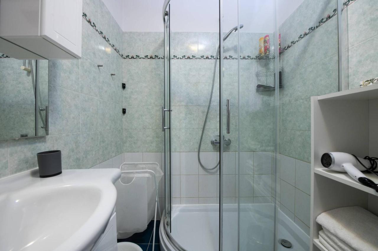 Apartment Josephine โรวีน ภายนอก รูปภาพ